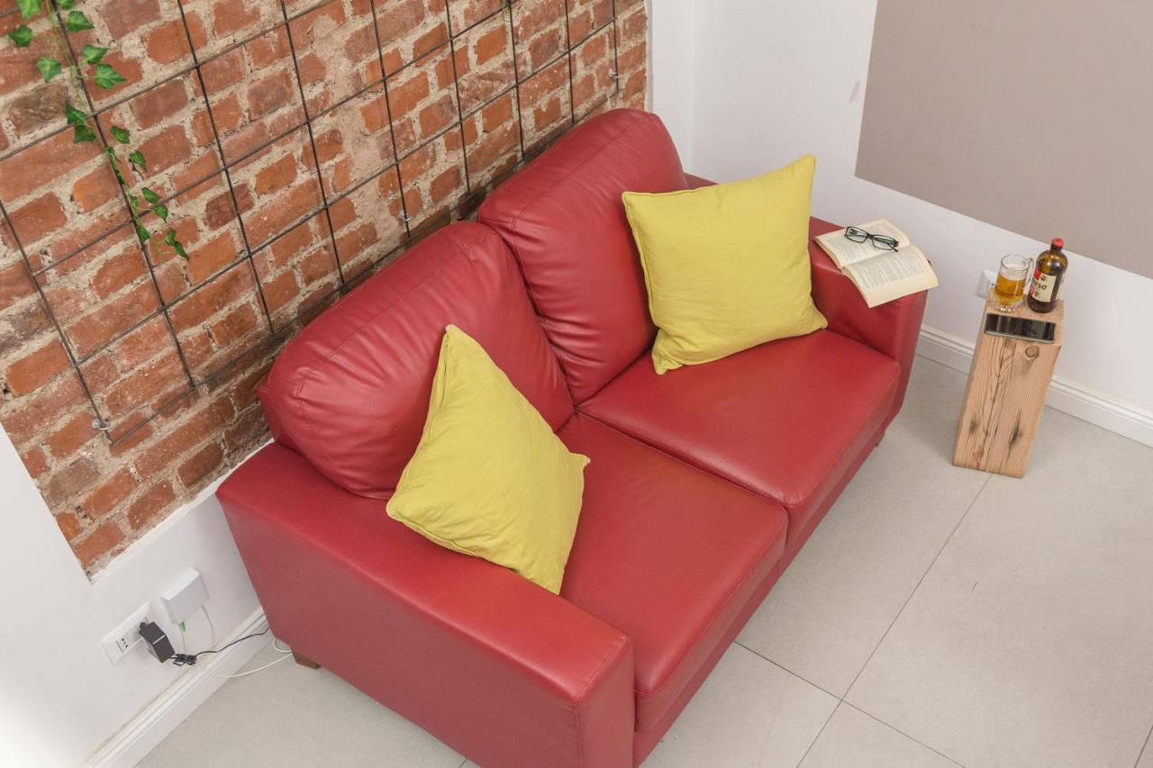 Volvinioone Monolocale Uso Esclusivo In Cermenate Apartment Milan Bagian luar foto