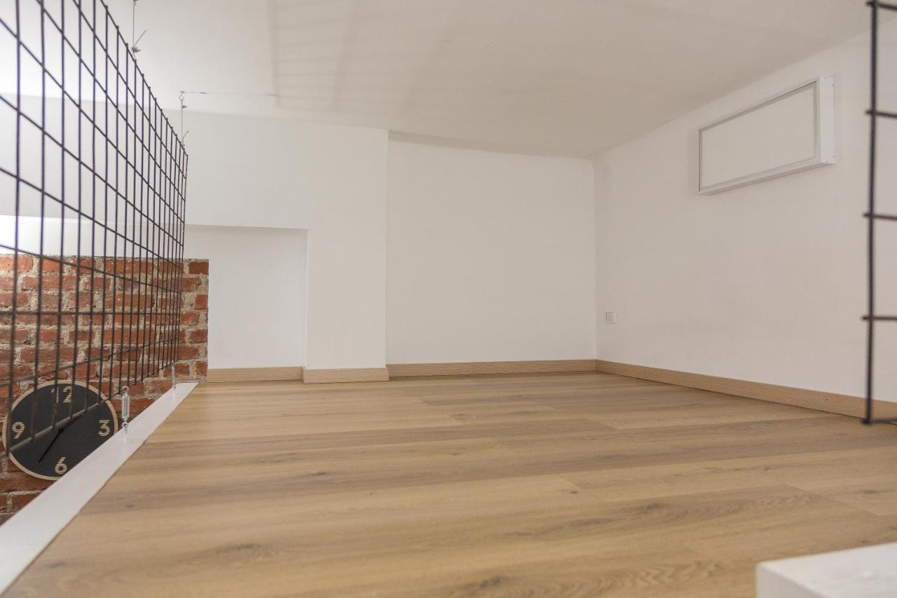 Volvinioone Monolocale Uso Esclusivo In Cermenate Apartment Milan Bagian luar foto